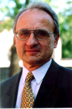 Prof. dr hab. in. CZESAW CICHO