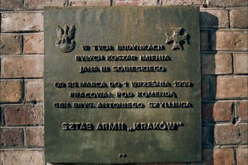 Tablica upamitniajca siedzib Sztabu Armii Krakw w roku 1939