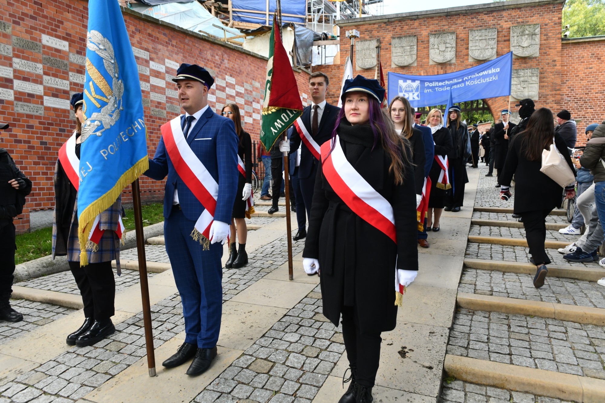 Inauguracja roku akademickiego 2025/2026 Politechniki Krakowskiej: pochód ze Wzgórza Wawelskiego Fot.: Jan Zych
