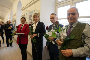 Od lewej: prorektor PK Magdalena Niemczewska-Wójcik, dziekan WA Magdalena Kozień-Woźniak, prorektor PK Marek Bauer i długoletni opiekun Koła Jan Kurek Fot.: Jan Zych