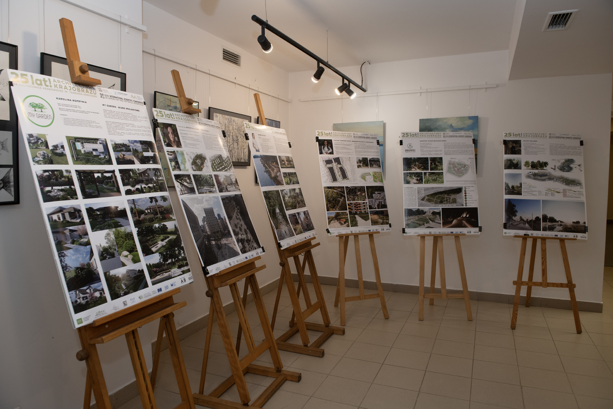 Konferencji towarzyszyła wystawa projektów absolwentów kierunku architektury krajobrazu na PK Fot.: Jan Zych