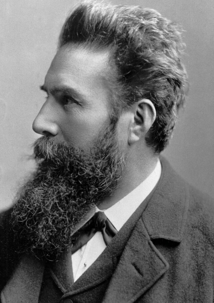 Wilhelm Röntgen — laureat Nagrody Nobla w 1901 r. za odkrycie nowego typu promieniowania Źródło: Canva