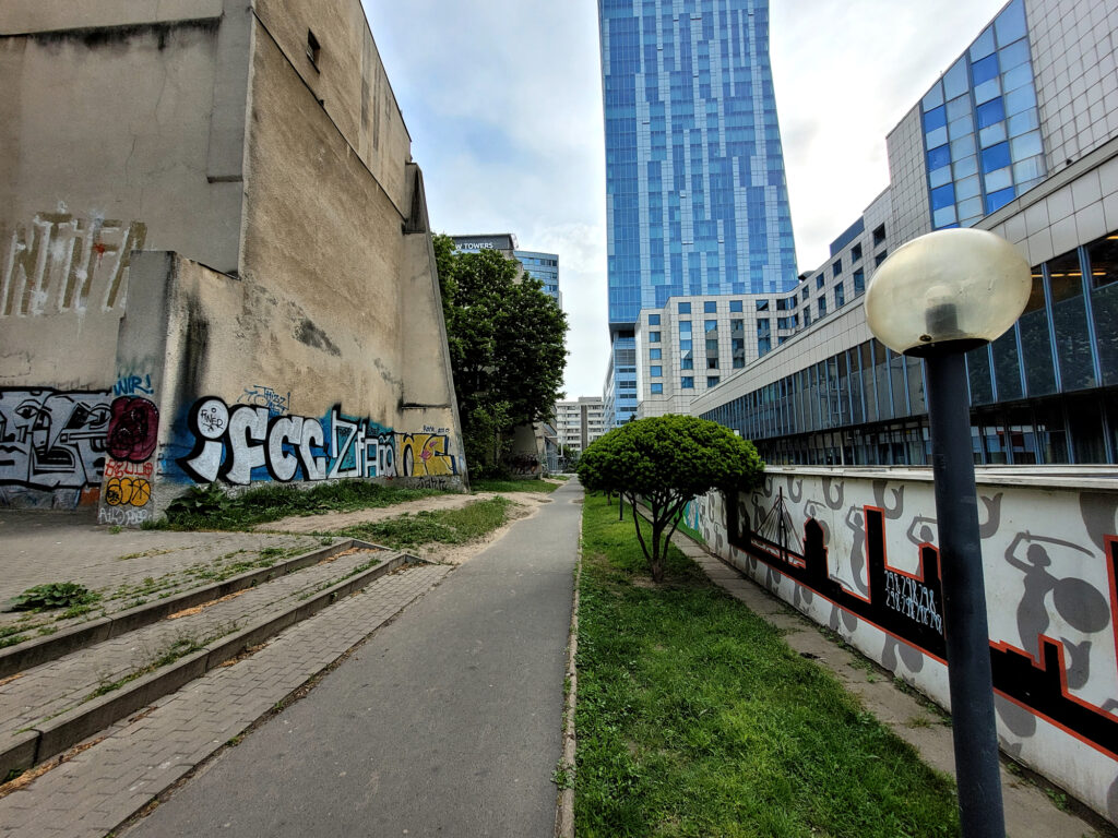 Koszty mieszkania w centrum są bardzo wysokie, a nie zawsze wynika z tego wyższa jakość codziennego życia Fot.: Michał Pierewicz